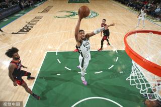 赛初期展现 赛初期展现