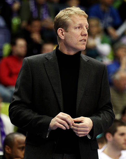 费受多种因 费受多种因