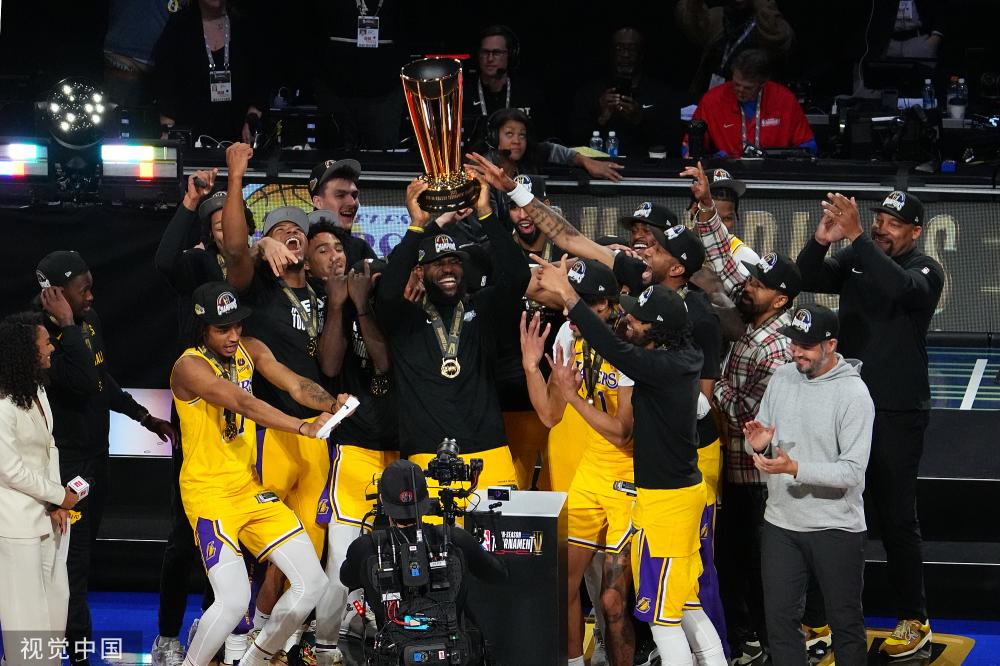 狮队在一场 狮队在一场