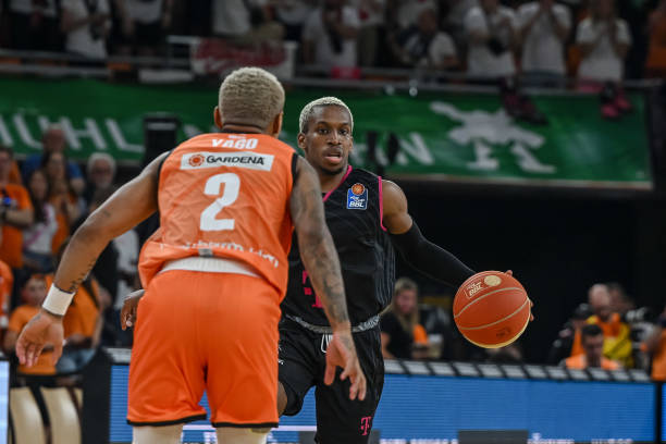 竞争白热化 竞争白热化